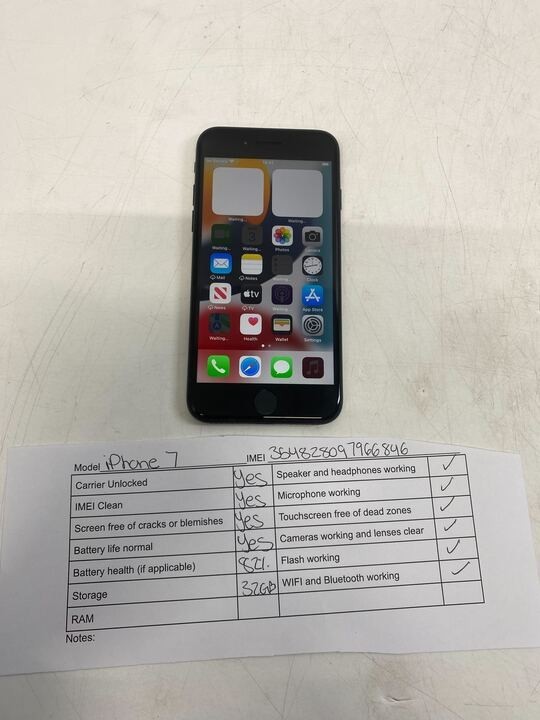Apple iPhone 7 32GB Black A1778 Factory Unlocked- 82% Battery