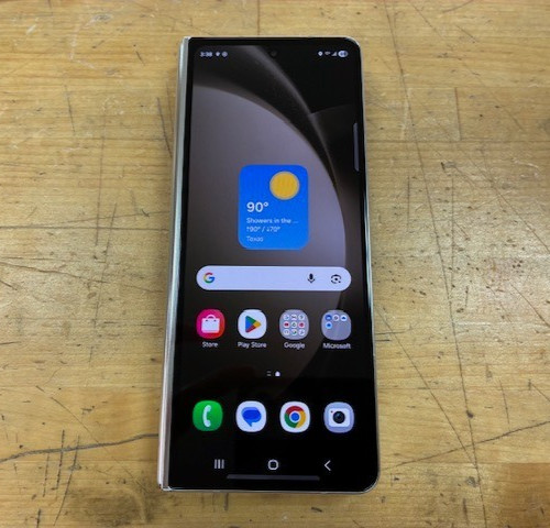 Samsung Galaxy Z Fold5 – [256GB -Cream -Unlock]**FOR PARTS/INTERNAL SCREEN**