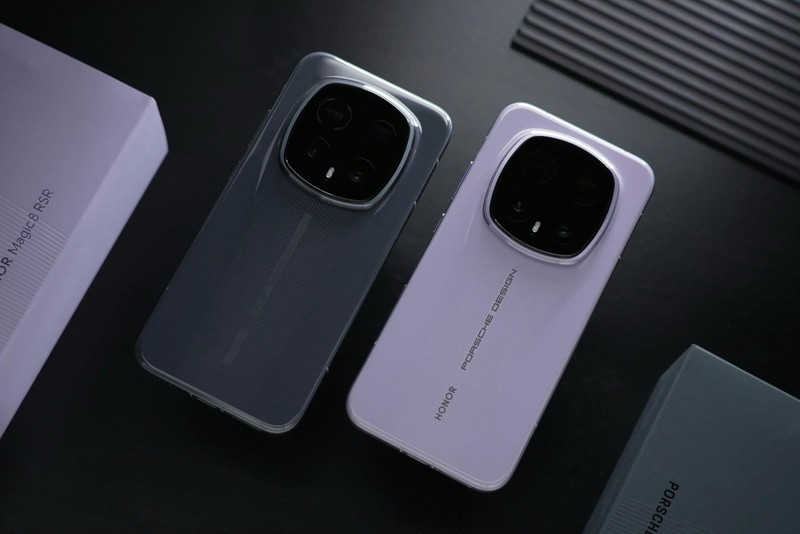 Honor Magic 8 RSR 5G Porsche Design 512GB 16GB Purple Unlocked Limited Edition gallery
