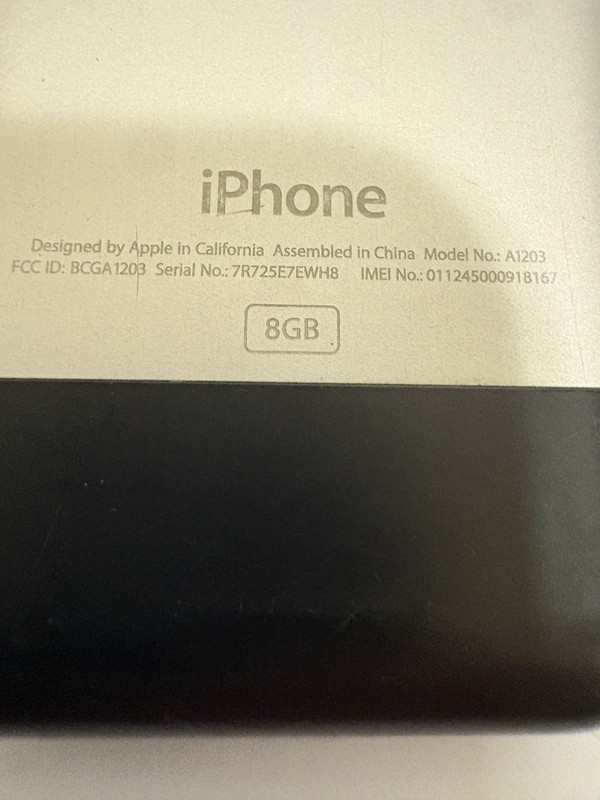 Apple iPhone 2G (1st Generation) 8GB A1203 - Fully Booting - Vintage - 🔥 gallery