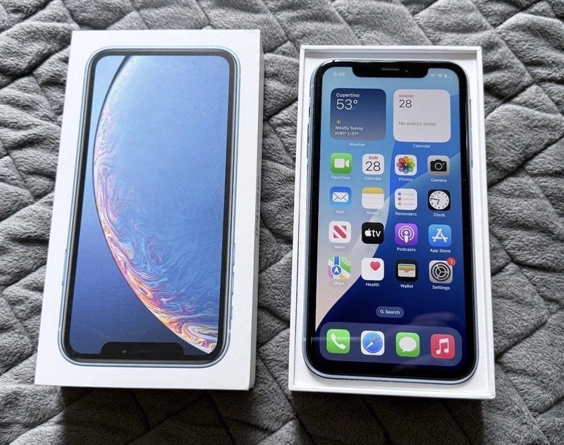 iPhone XR 64gb unlocked