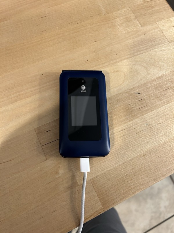 AT&T Cingular Flex 2 2GB Flip Phone Blue Black KaiOS 3.0 RXU1302 Used