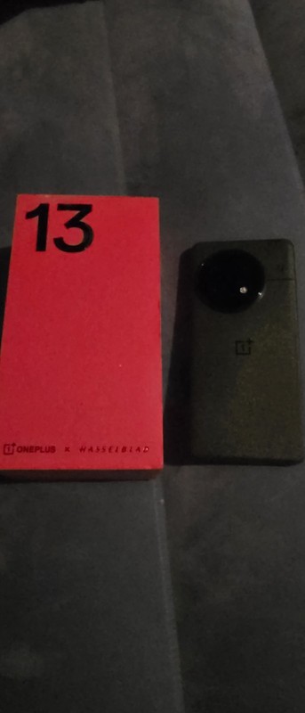 OnePlus 13 – 512 GB – Black (Unlocked)