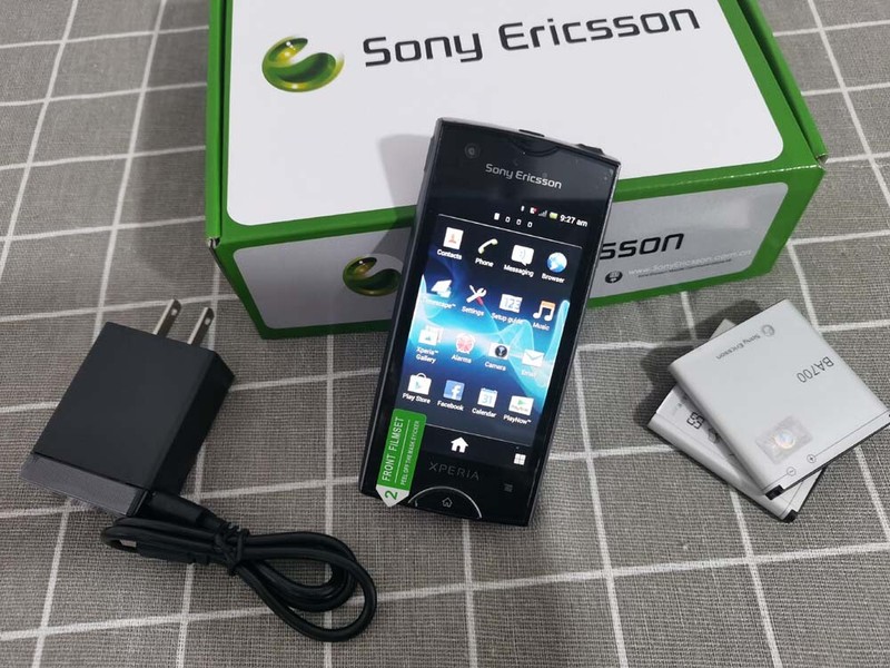 ST18i -Sony Ericsson Xperia ray – Unlocked 3G GSM Smartphone Black