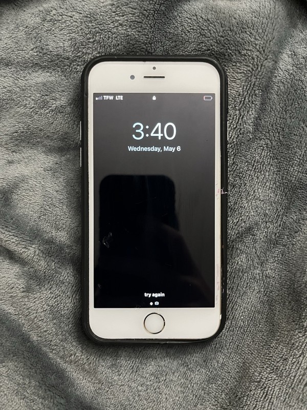 Apple iPhone 6s Beige 64GB LTE 4.7&Prime; iOS Smartphone 12MP Used