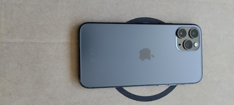 APPLE IPHONE 11 PRO 64GB IN GOOD CONDITION BATTERY AND SCREEN NEW gallery