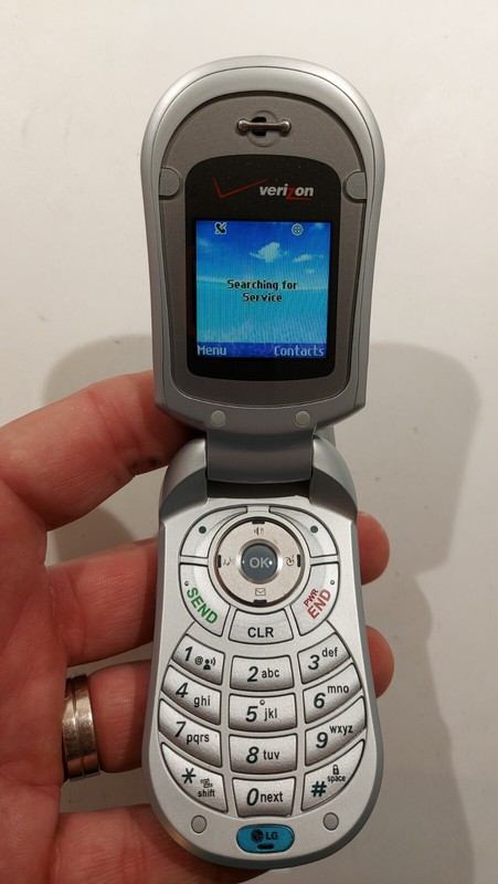 716.LG VX3450L Very Rare – For Collectors – No Sim Card