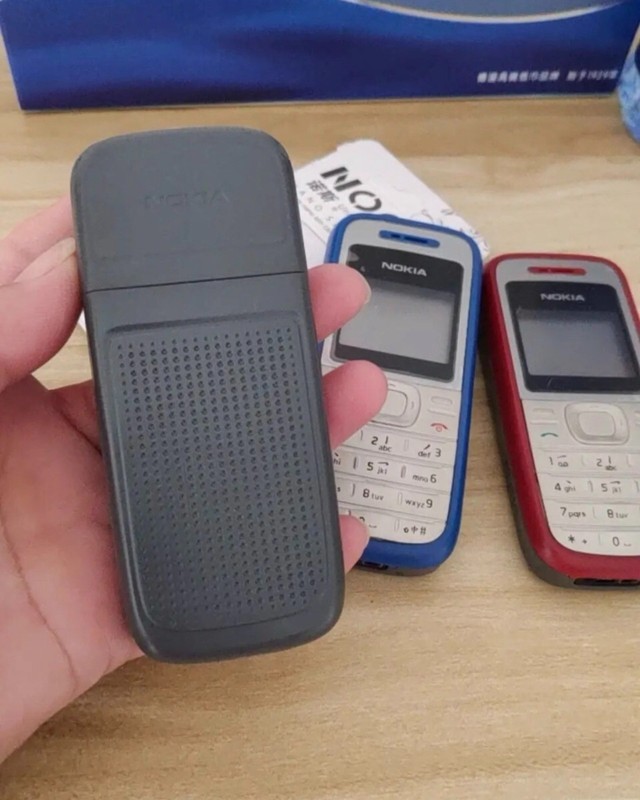 Nokia 1200 BlackUnlocked 2G GSM 900/1800 Good Quality Cellular Phone gallery