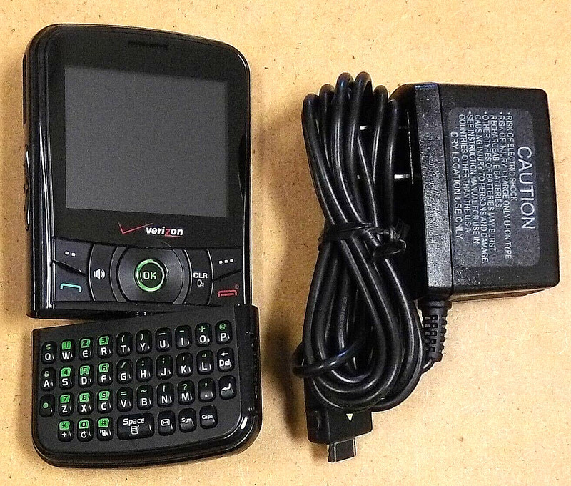 Pantech PCD Razzle TXT8030 – Black ( Verizon ) Very Rare Swivel Phone – READ