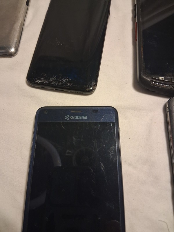 Mixed Lot of 9 Various Branded Cellphones and Tablets Untested **PARTS ONLY** gallery