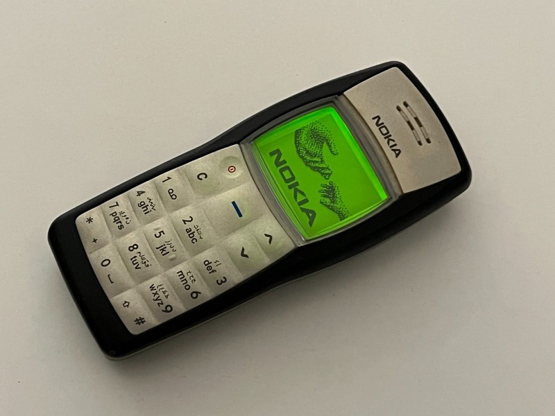 Original Nokia 1100 - Black (Unlocked) Retro GSM Mobile phone gallery