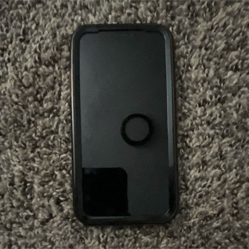 Apple iPhone Smartphone Black Bar Style iOS Operating System 12MP Camera