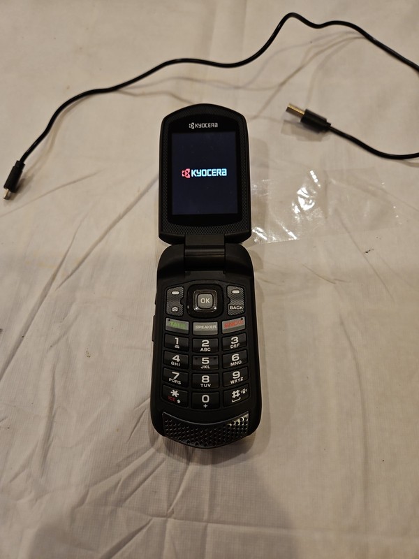 Kyocera E4281 Black Sprint 3G Rugged Euc