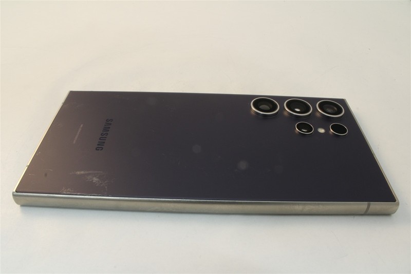 Samsung Galaxy S24 Ultra 512GB Factory Unlocked AT&T T-Mobile Verizon 7633662 gallery