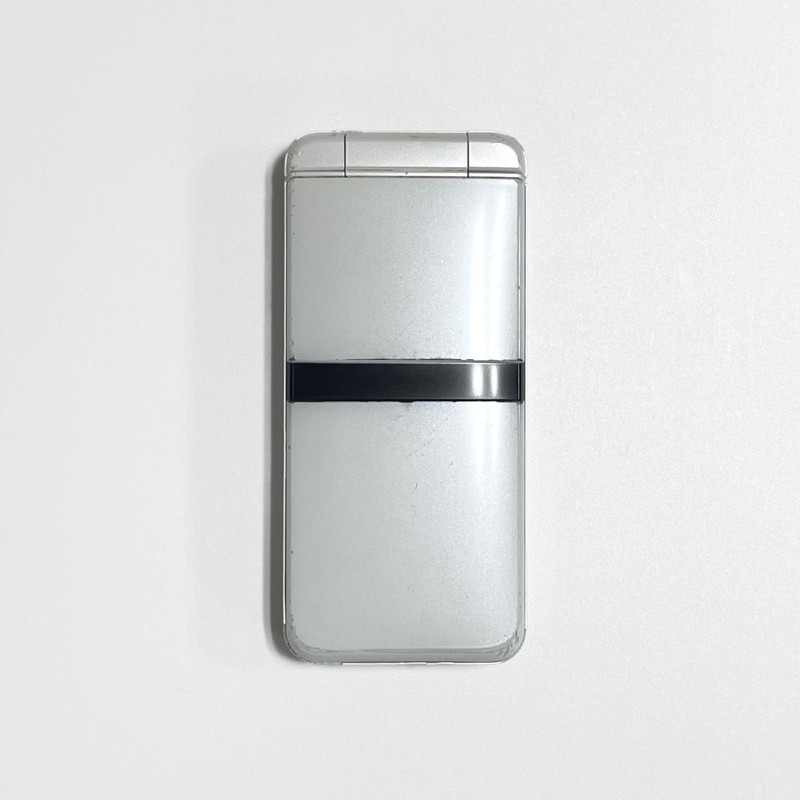 KYOCERA KY-42C White DIGNO KEITAI Red 8GB ANDROID FLIP PHONE docomo