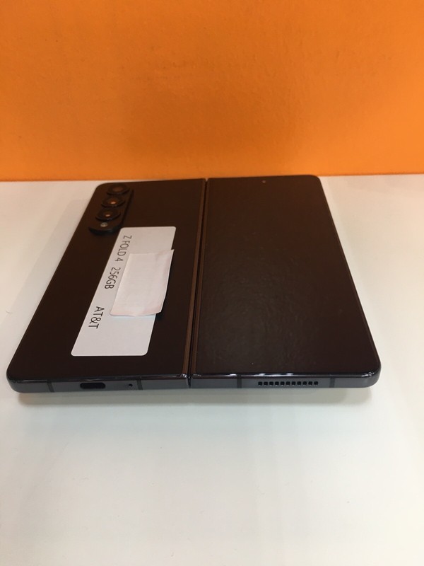 Samsung Galaxy Z Fold4 SM-F936U - 256gb - Phantom Black (AT&T) gallery