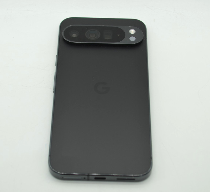 Google Pixel 9 Pro XL - 256 GB - Obsidian (Verizon) Smartphone gallery