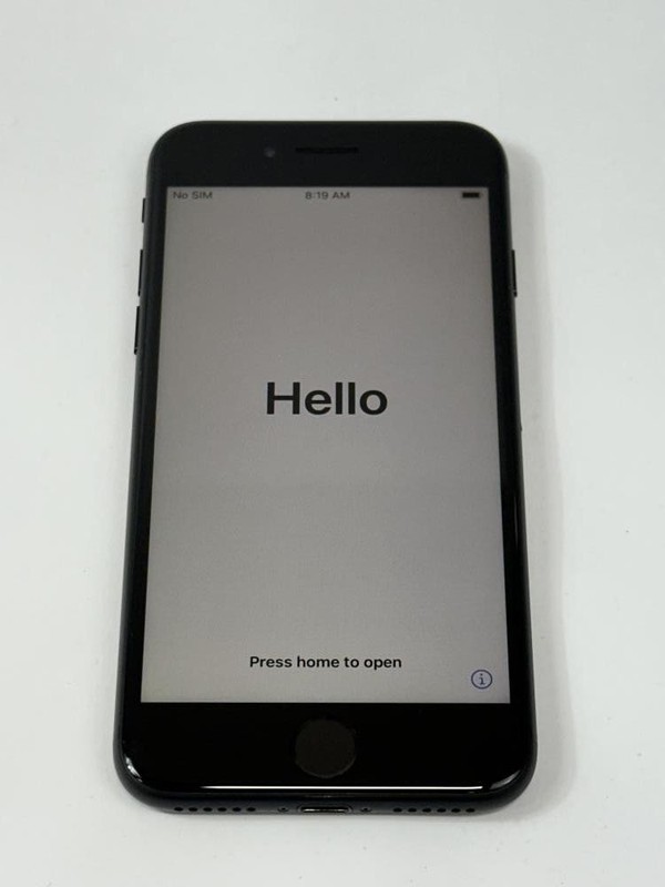 Apple iPhone 7 32GB A1660 Black (Unlocked) Smartphone – Fair