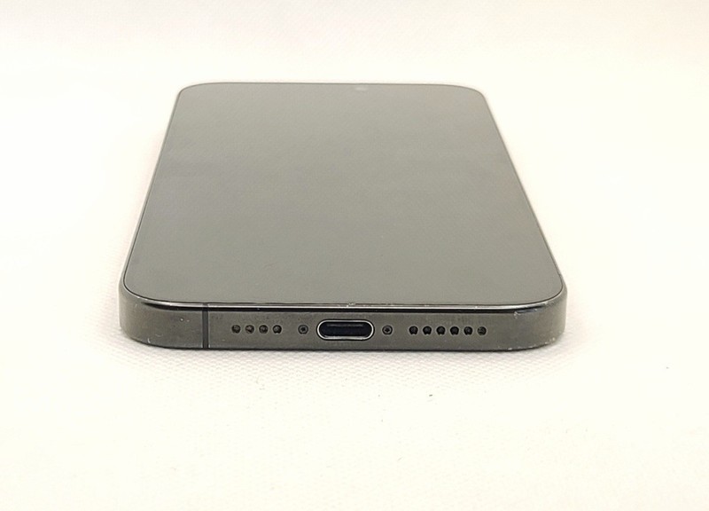 Apple iPhone 15 Pro Max - 256 GB - Black (Unlocked) READ DESCRPTION! FREE SHIP gallery
