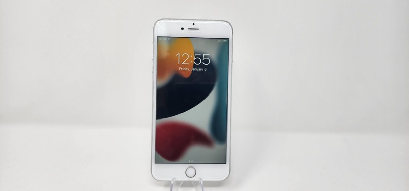 Apple iPhone 6 Plus – 16GB – Silver (Unlocked) A1522 (CDMA + GSM)