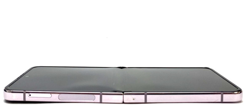 SAMSUNG GALAXY Z FLIP5 ~SM-F731U~ 256GB ~UNLOCKED~ LAVENDER **BAD DISPLAY** gallery