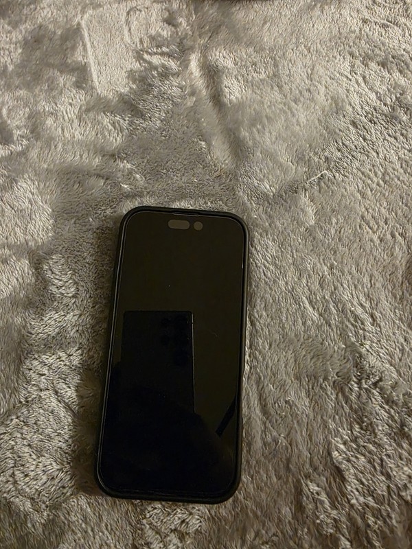 Wi-Fi only – iPhone 14 pro 512gb Sim locked