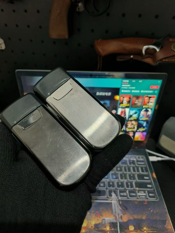 Nokia 8800 - 64 MB - (Unlocked) 2G slider Cell phone gallery