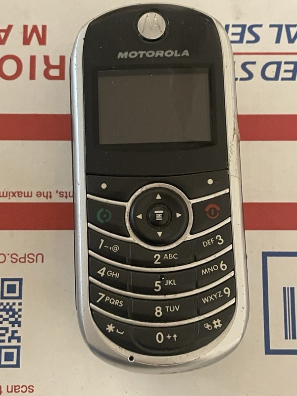 Motorola C139 Silver TracFone Cellular Bar Phone Untested ESTATE SALE FIND