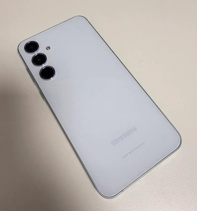 SAMSUNG Galaxy A55 Quantum5 SM-A556N 128GB Unlocked Mobile phone Random color gallery