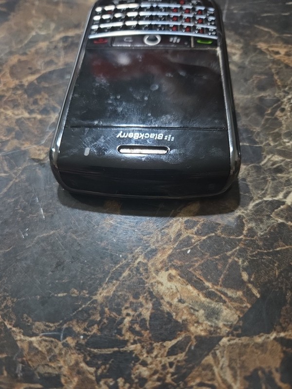 Verizon BlackBerry Tour 9630 2GB Smartphone Cell Phone Untested No Battery! gallery