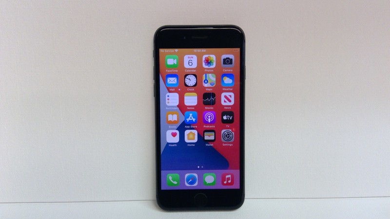 Apple iPhone 8 – 64GB – Black (Sprint)