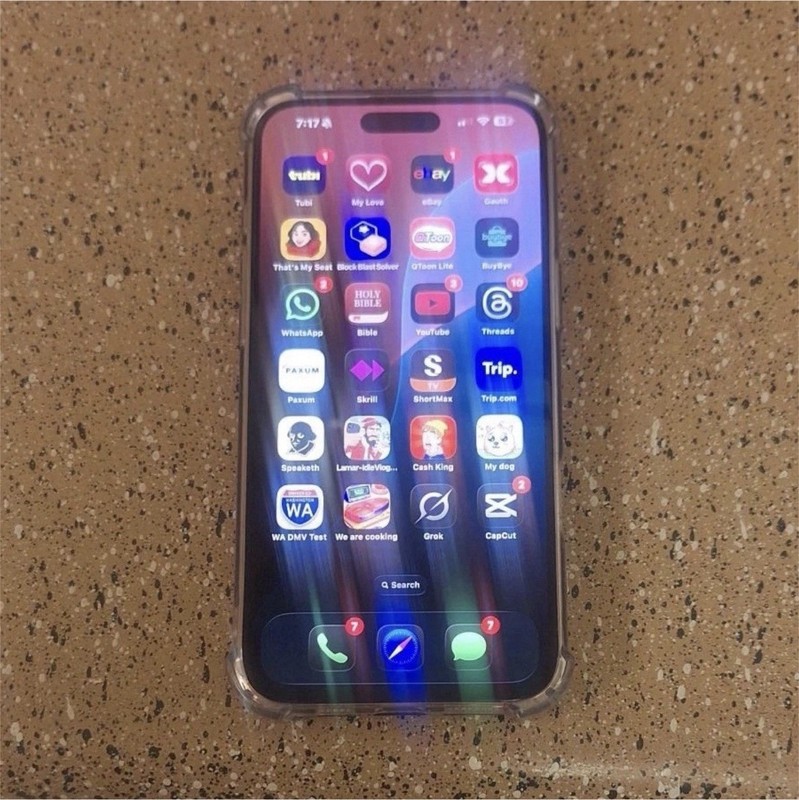 Apple iPhone Pink iOS Bar Style Smartphone Wi-Fi Bluetooth NFC with Box
