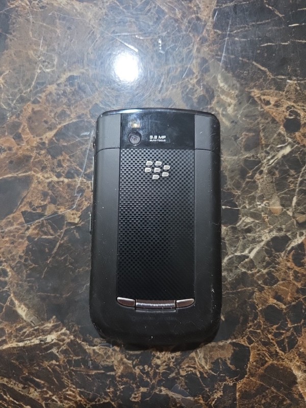 Verizon BlackBerry Tour 9630 2GB Smartphone Cell Phone Untested No Battery! gallery