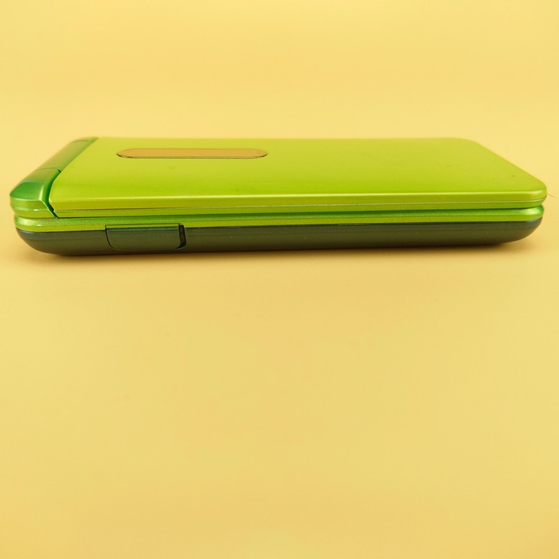 Kyocera KYF31 GRATINA 4G Unclocked Android Flip Feature Phone Green Tested gallery