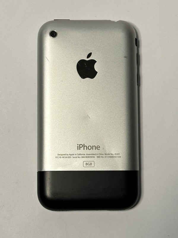 Apple iPhone 1st Generation – 8GB – Black A1203 (GSM) 2G MA712LL/A