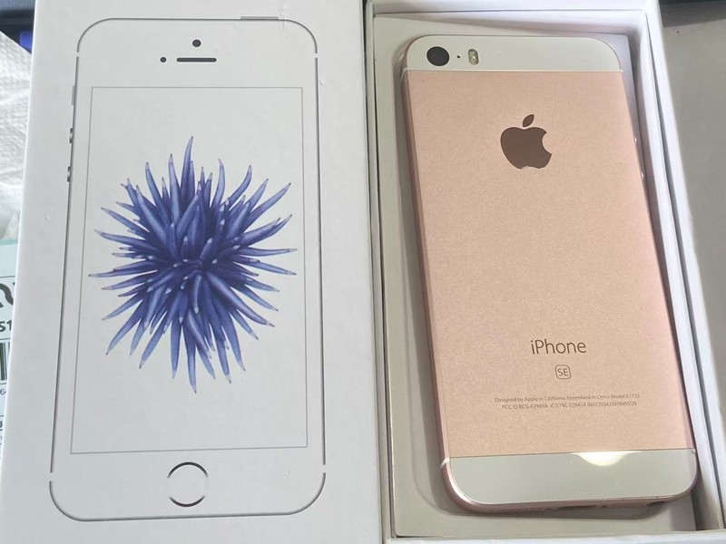Apple iPhone SE 1st Gen (2016)- 16GB 32GB 64GB 128GB - Unlocked Smartphone Good gallery
