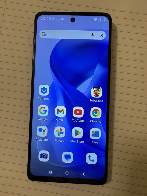 Motorola XT2215-2 128GB Unlocked Smartphone Blue 50MP Dual SIM Android OIS