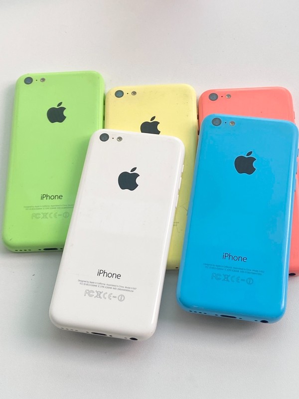 Apple iPhone 5C Unlocked 8/16/32GB All colors 4.0&Prime; 8MP 1GB RAM Tested