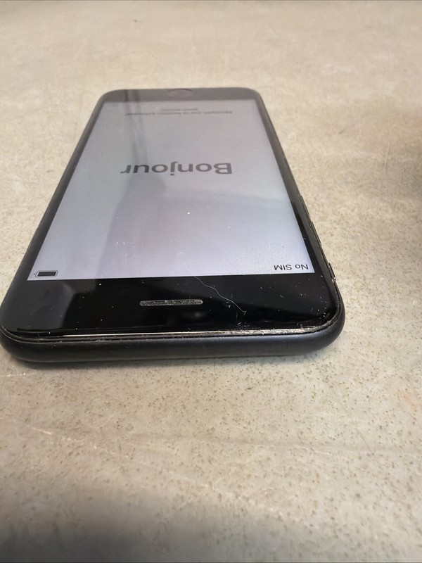 Apple iPhone 8 64GB Space Gray – For Parts Only – Not Working – Read gallery