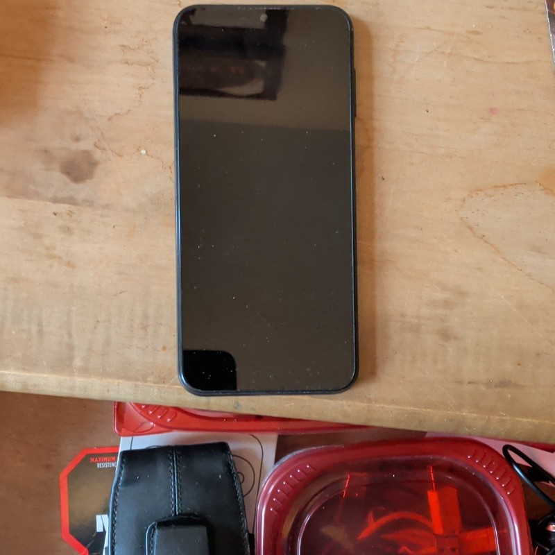 Samsung Bar Smartphone Black Triple Rear Camera