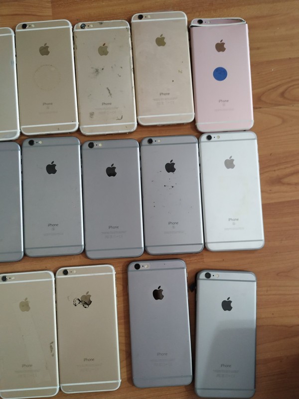 Lot of 20 Apple iPhone 6 Plus or 6s Plus 16GB or 32GB for parts gallery