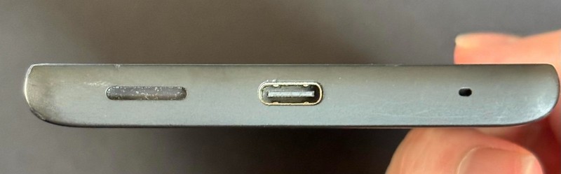 Sony Xperia L1 - 16 GB - Black (Unlocked) gallery