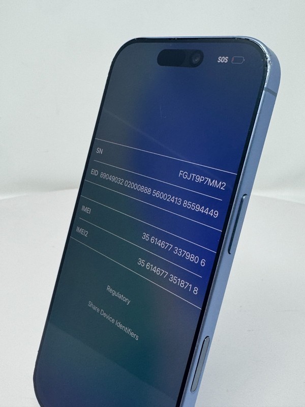 Apple iPhone 17 256GB Mist Blue T-Mobile Cracked Back For Parts READ DESCRIPTION gallery