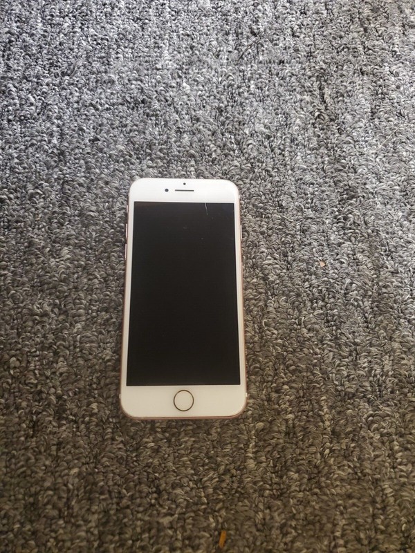 Apple iPhone 7 – 32GB – Rose Gold (Unlocked) A1778 (GSM) selling for parts