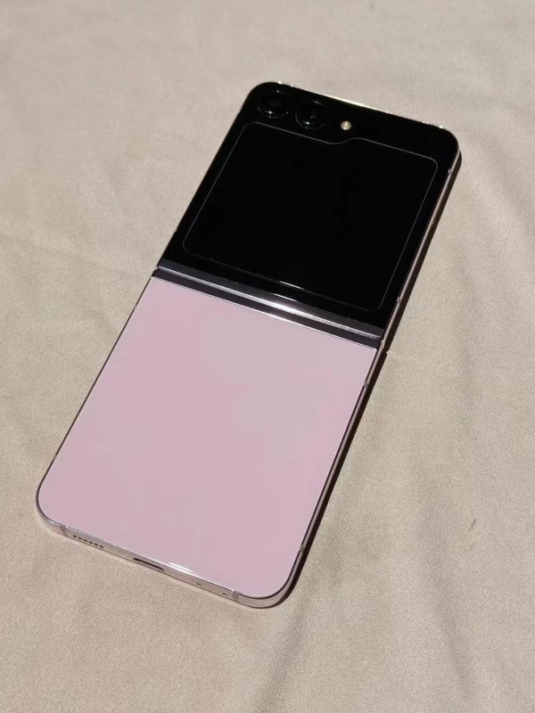 SAMSUNG Galaxy Z Flip5 5G 256GB (SM-F731U) Purple Unlocked Phone OPEN BOX A+