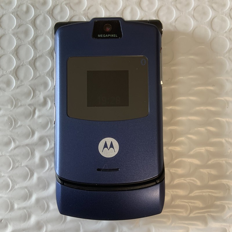 Original Motorola RAZR V3 Unlocked Flip Mobile Phone GSM Bluetooth gallery