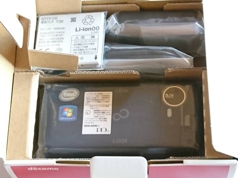 FUJTISU F-07C LOOX WINDOWS 7 SYMBIAN PHONE UNLOCKED DOCOMO Japanese w/box New