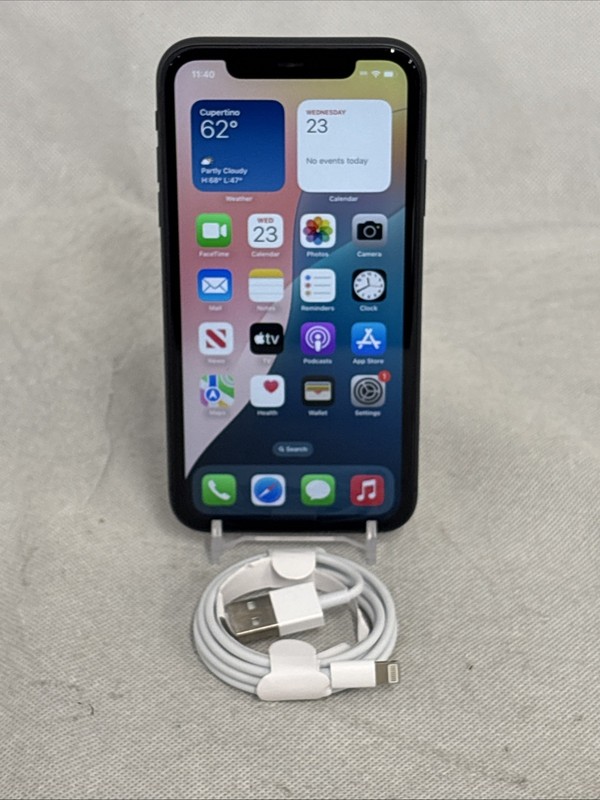 Apple iPhone 11 – 64 GB – Black (Unlocked)