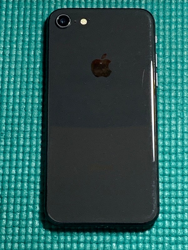 Apple iPhone 8 - 64GB - Space Gray unlocked A1905 (GSM) gallery