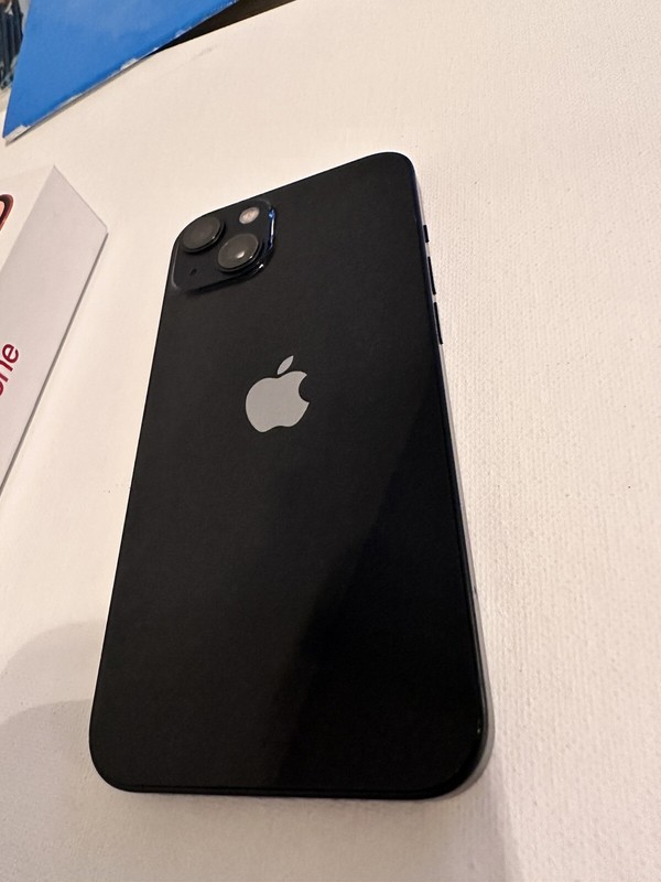 Black iPhone 13 256 Gb AT&T